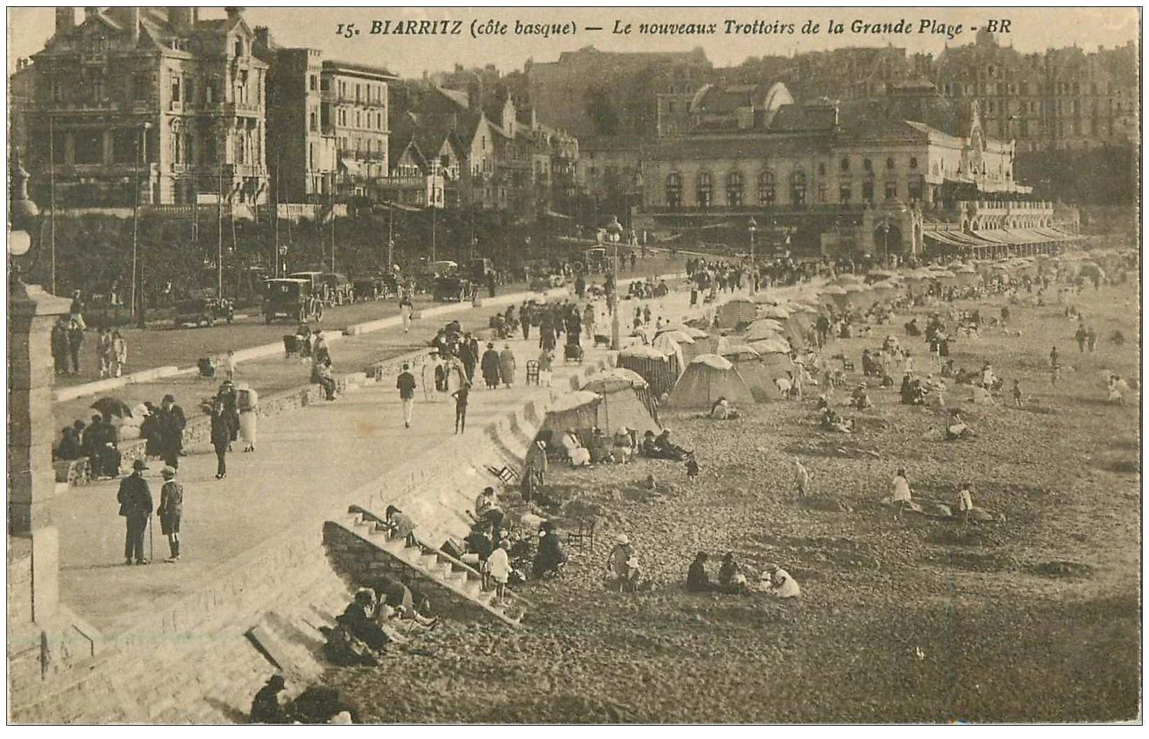 Carte postale ancienne de Biarritz - Grande Plage